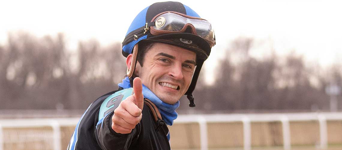 Sheldon-Russell-thumbs-up1